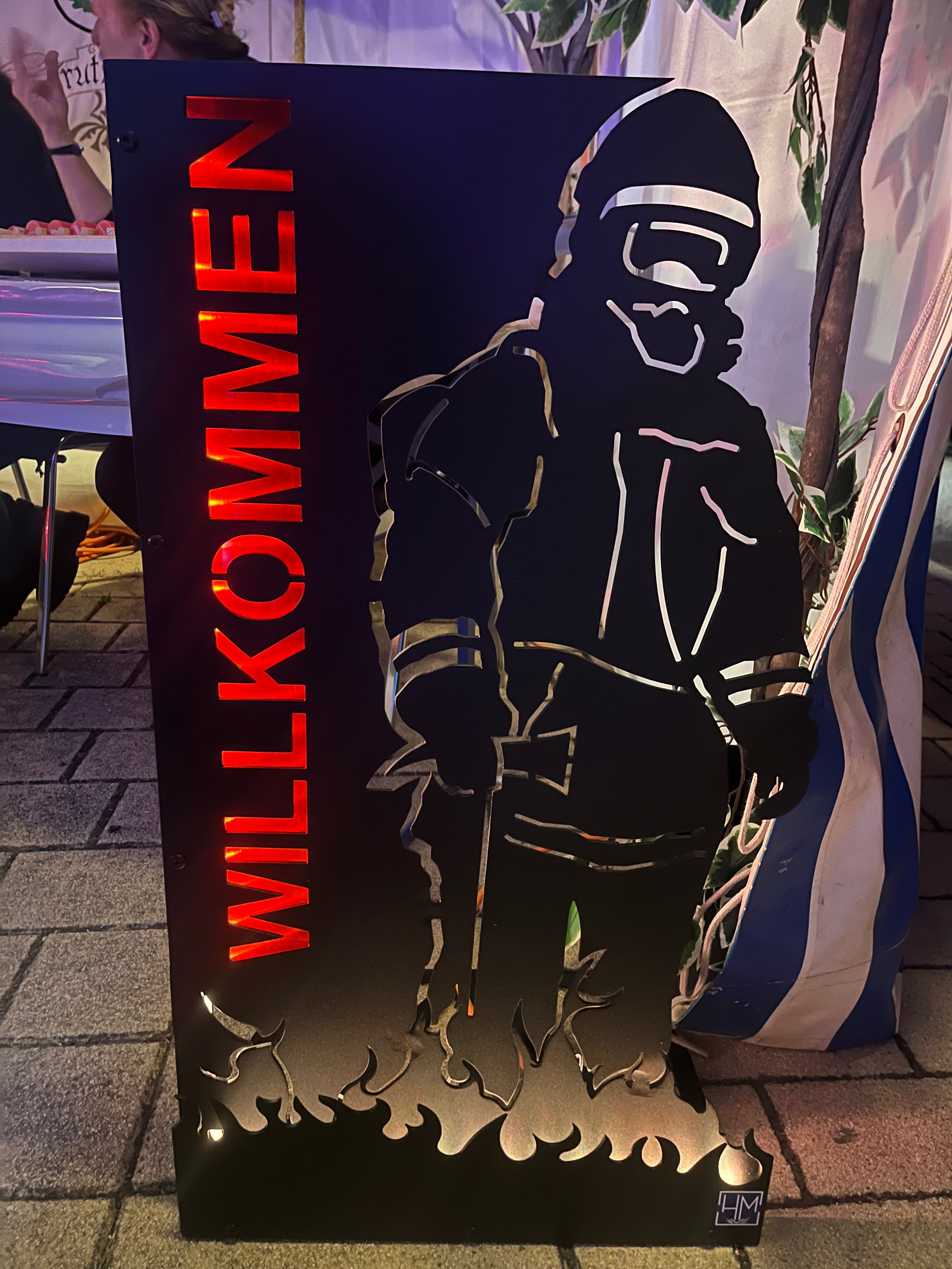 Silhouette für 75 Jahre Feuerwehr Trutzhain